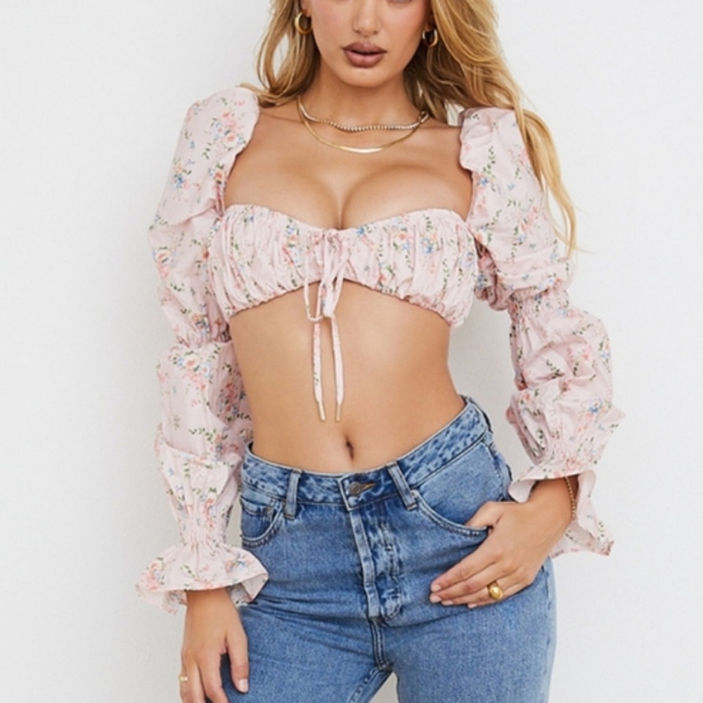 Henrietta Floral top 
House of CB